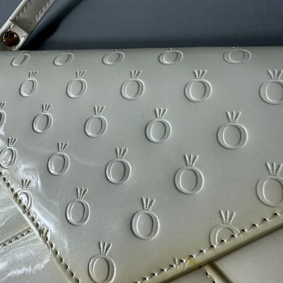 NWOT Pandora Ivory Patent Faux Leather Wristlet - Picture 4 of 15